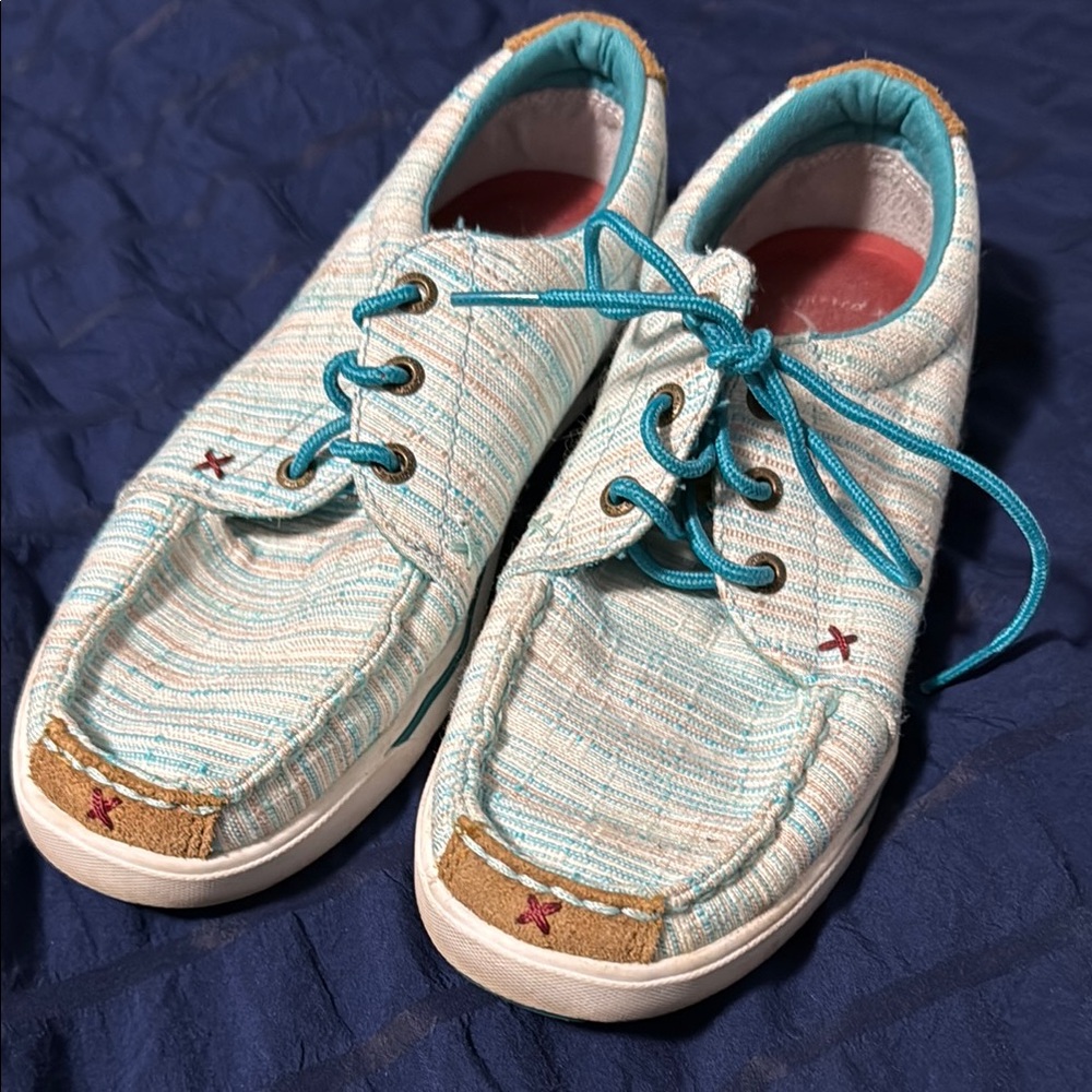 Twisted X Women’s Casual Striped Shoes - Teal and White